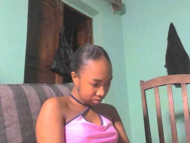 Sweetiepop from BongaCams