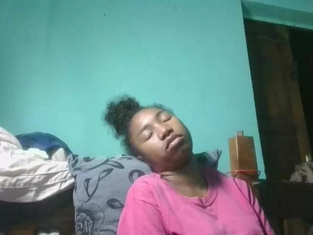 Sweetiepop from BongaCams
