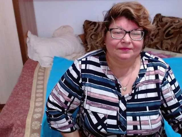 SweetMommaX from BongaCams