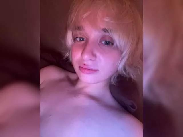 tamagotchigirl from BongaCams