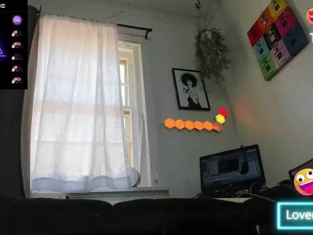 theetriniti from BongaCams