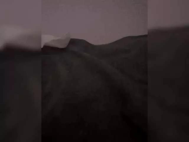 two-foxes from BongaCams is Freechat