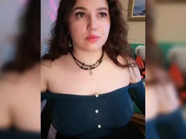 Yulua1285 from BongaCams