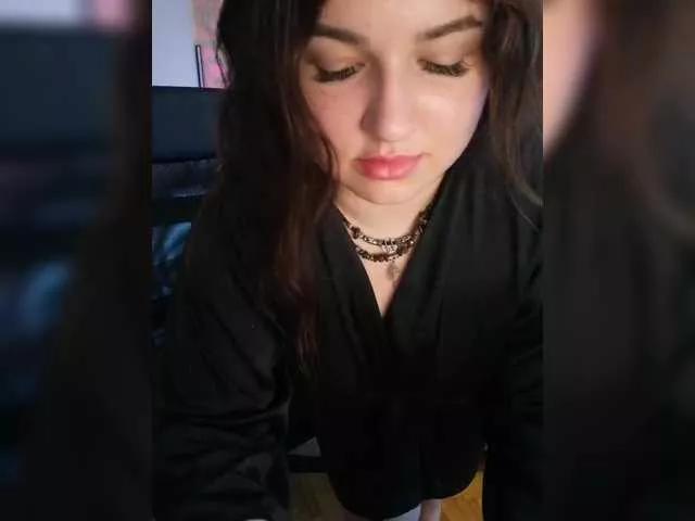 Yulua1285 from BongaCams