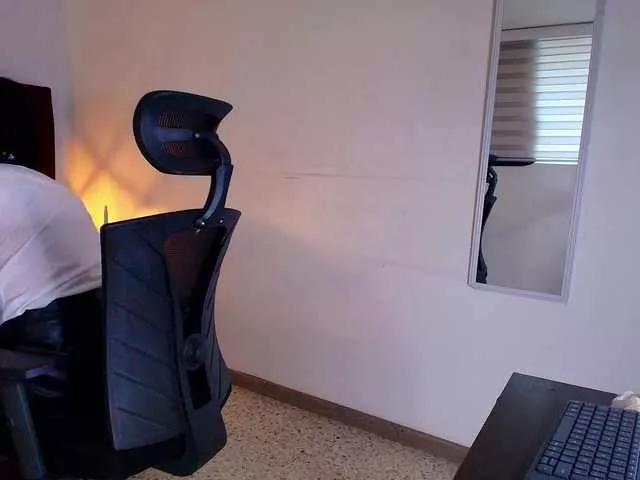 Zuzana21 from BongaCams