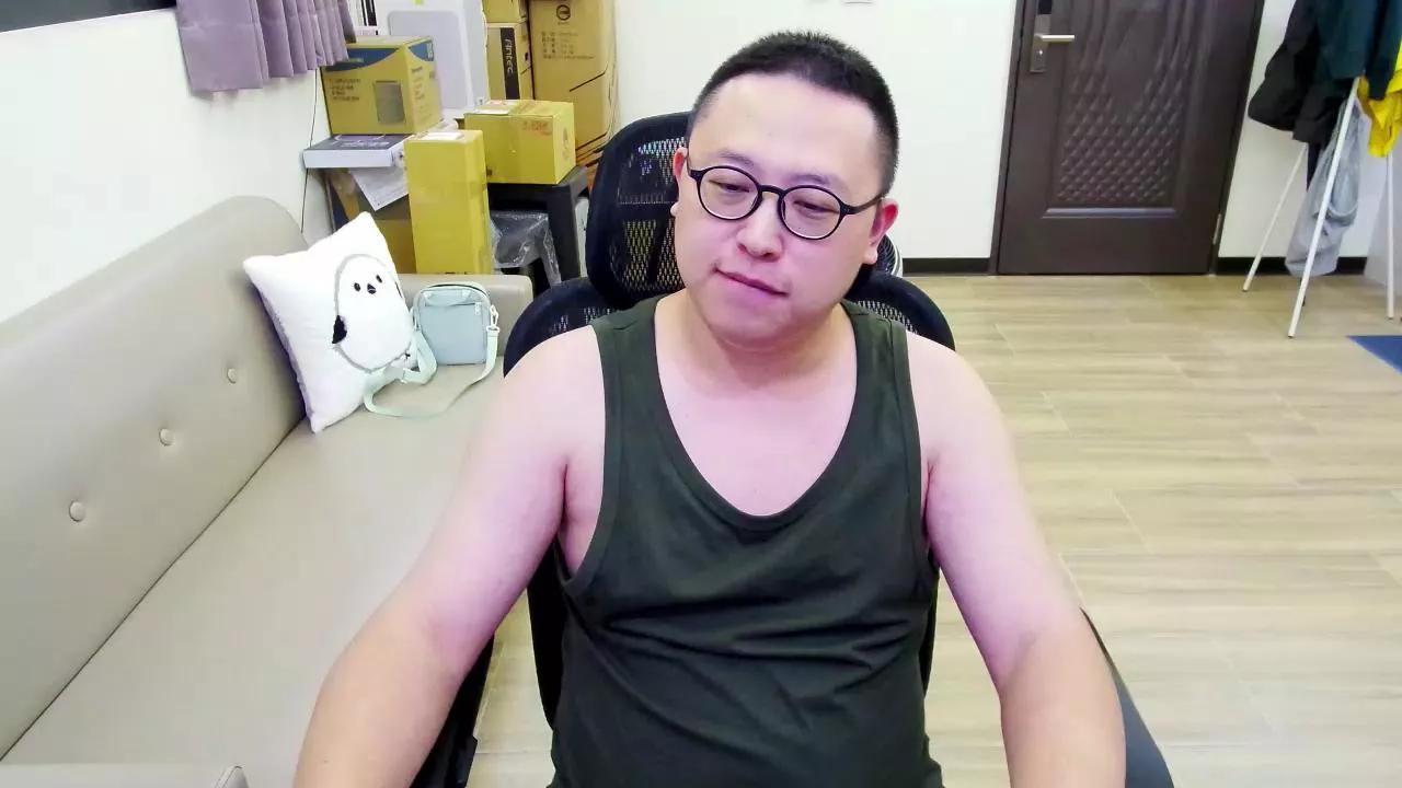 7PuPu from Cam4