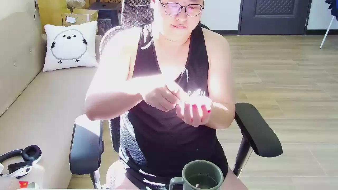 7PuPu from Cam4