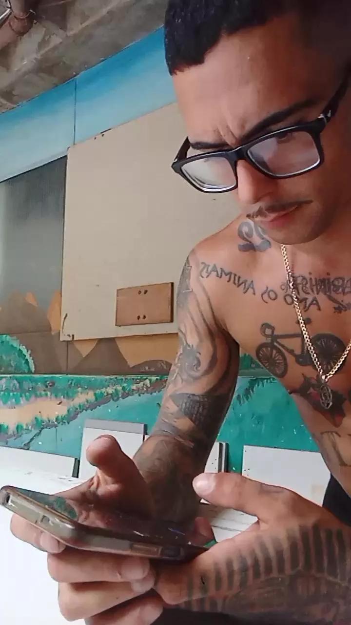 AbrahaoLutador from Cam4