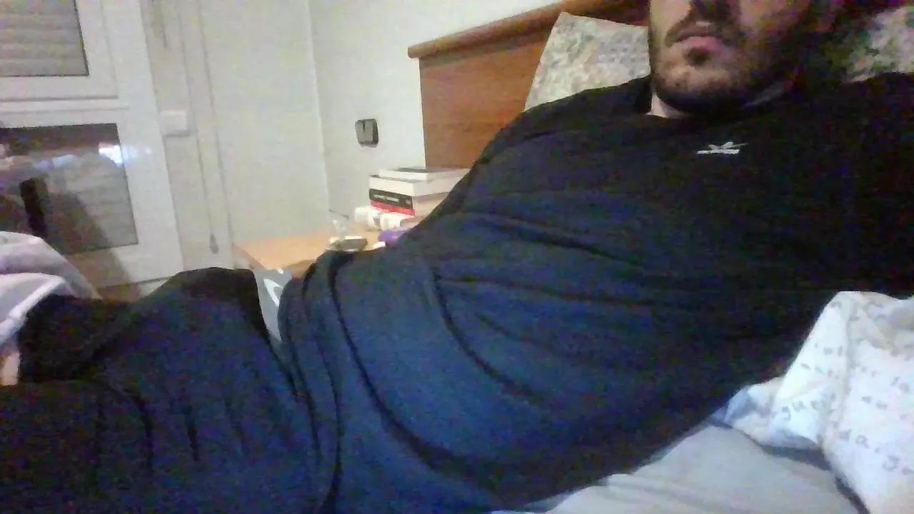 Alvarobcn34 from Cam4