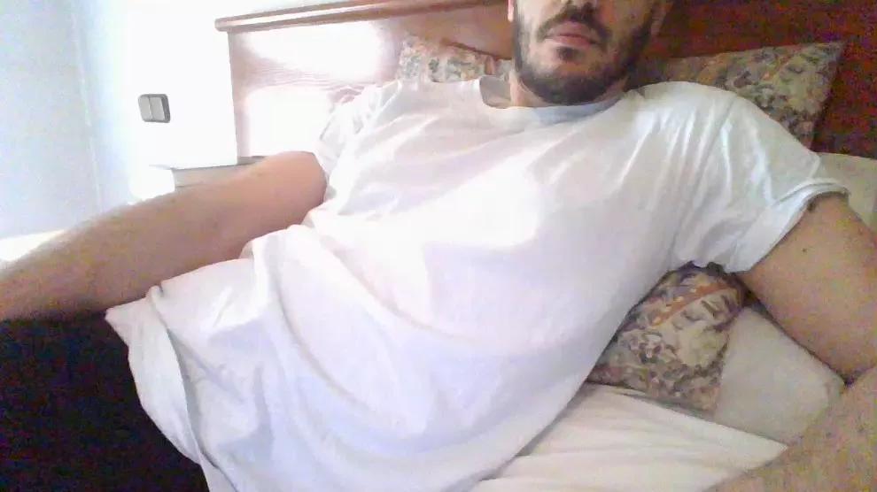 Alvarobcn34 from Cam4