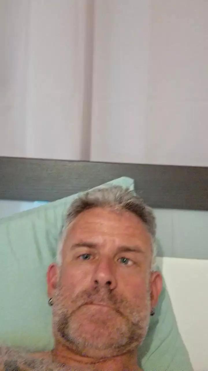 Analtrucker1 from Cam4