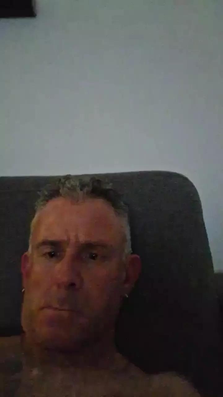 Analtrucker1 from Cam4