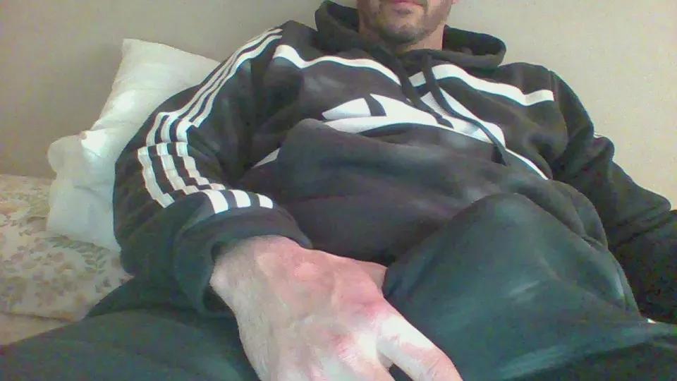 aragorn21real from Cam4