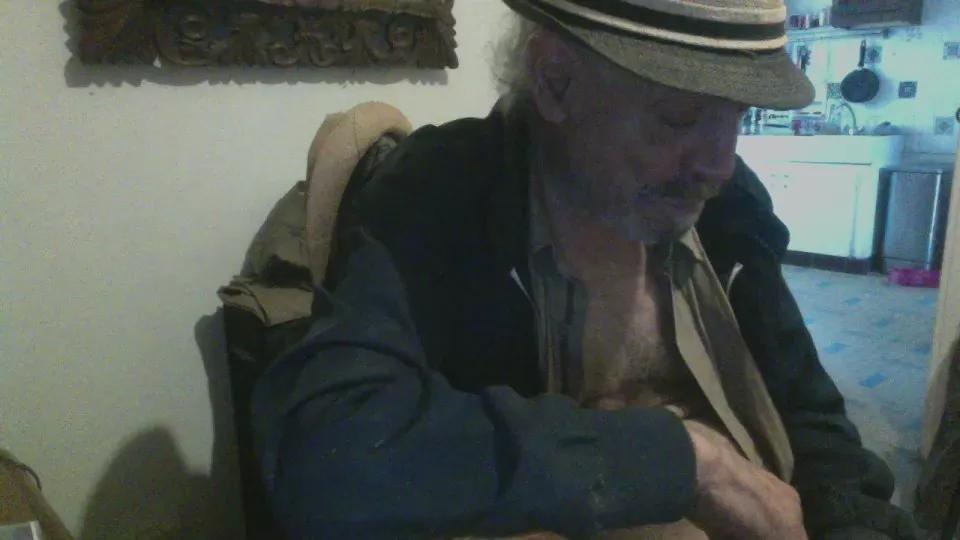 bolookin from Cam4