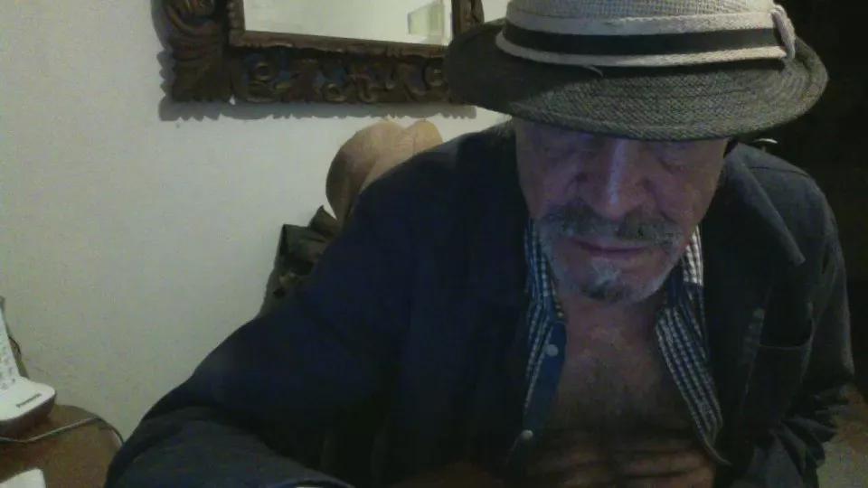 bolookin from Cam4