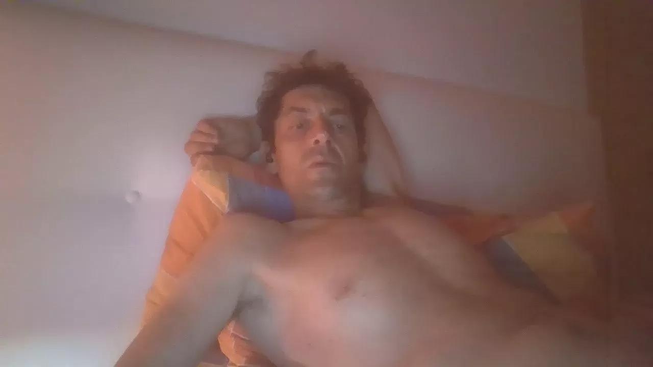Bombasexiii85 from Cam4