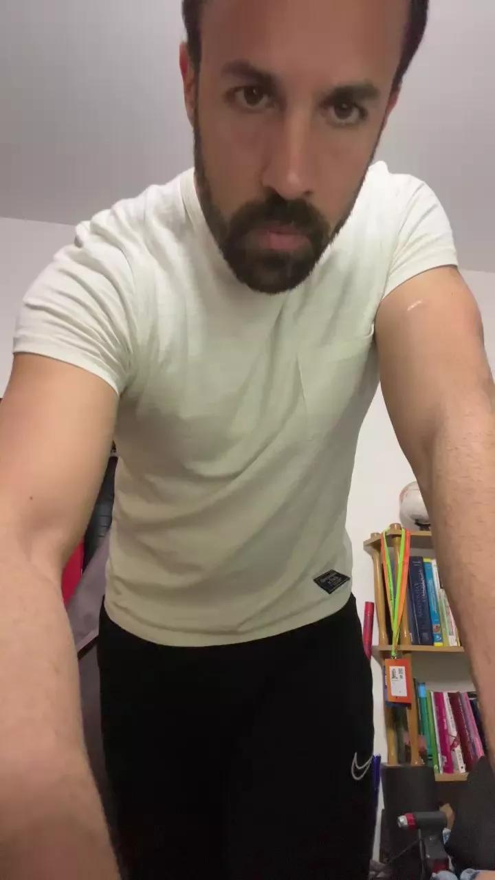 Caballero77777 from Cam4