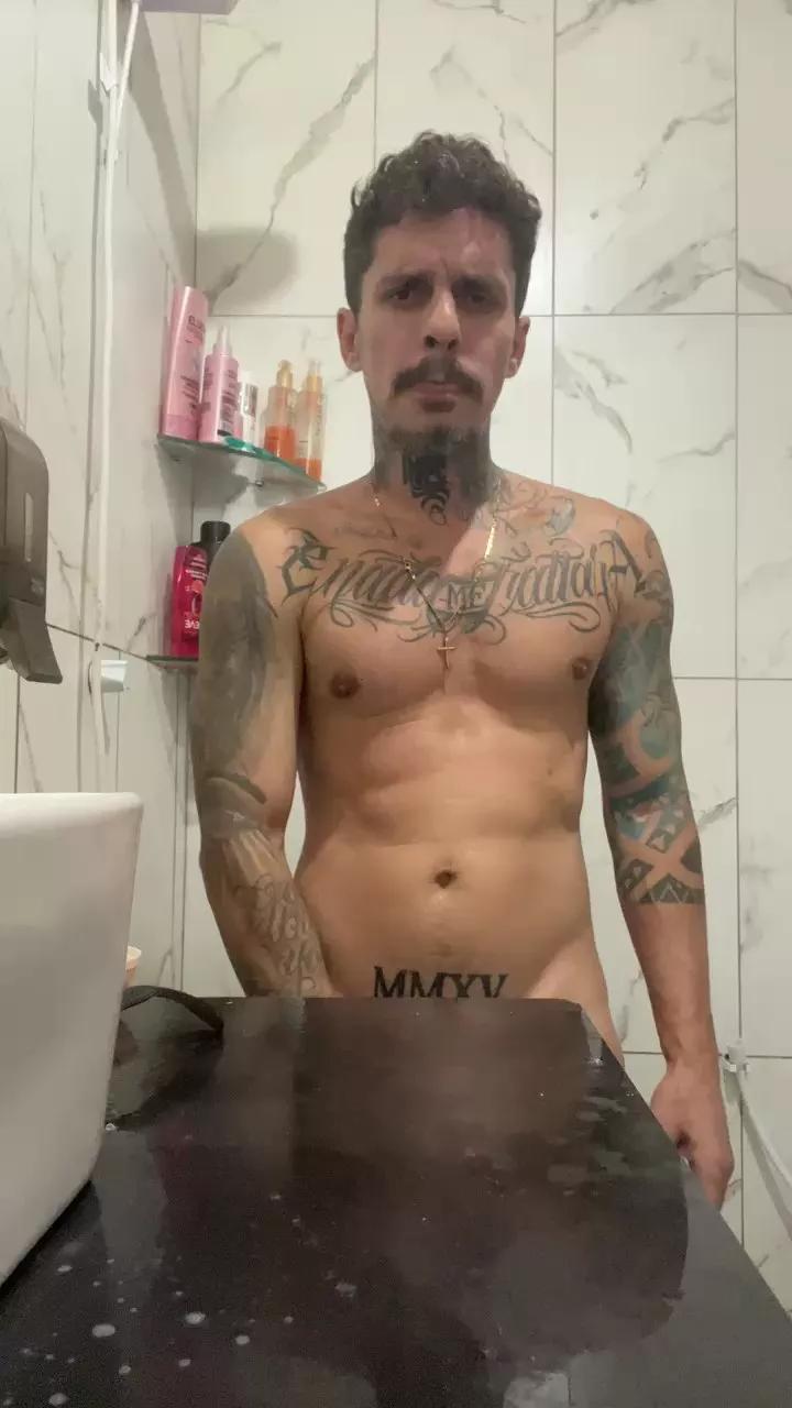 Checkmatte43 from Cam4