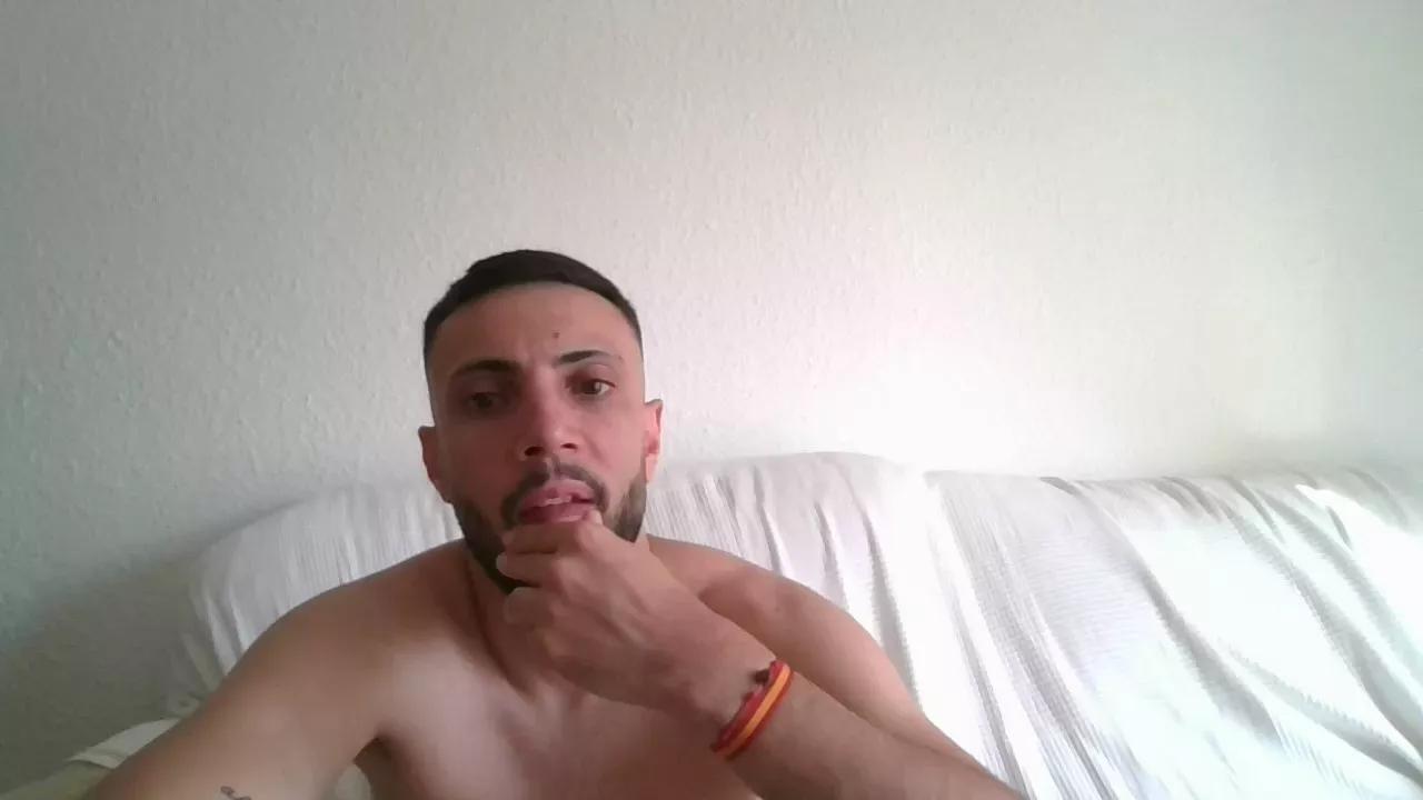 Chico_30gr from Cam4