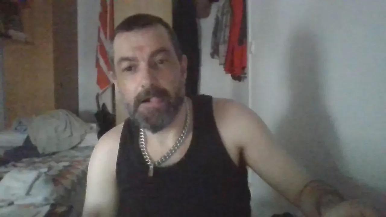 daddybearmadri5 from Cam4