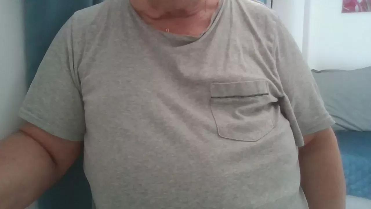 Dadybear from Cam4