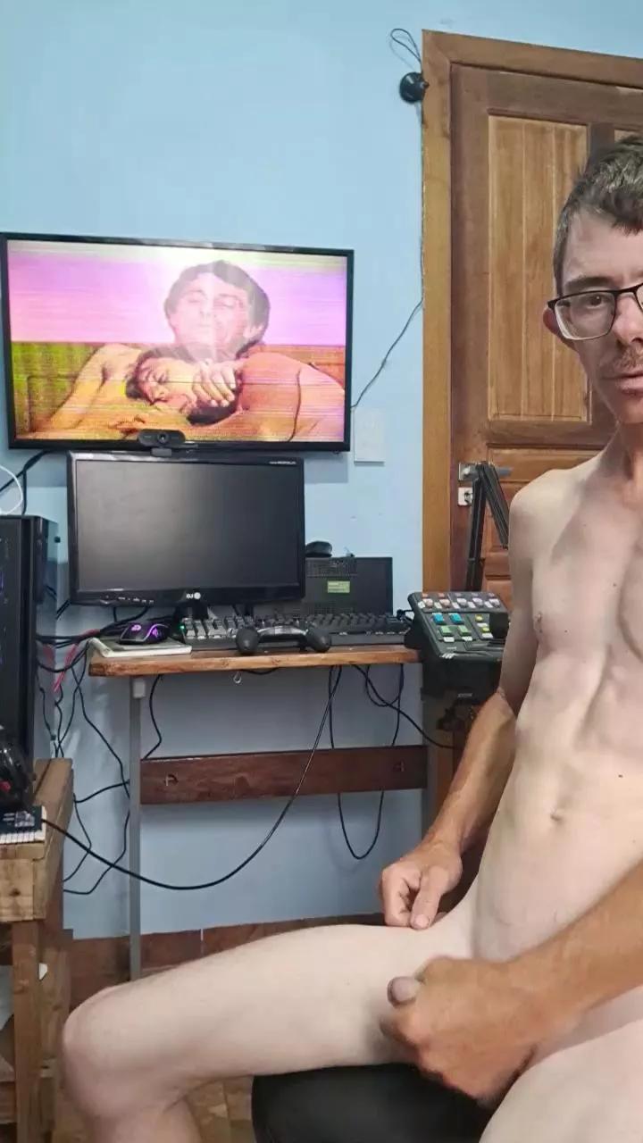 dener18 from Cam4