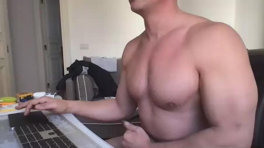 docc24 from Cam4