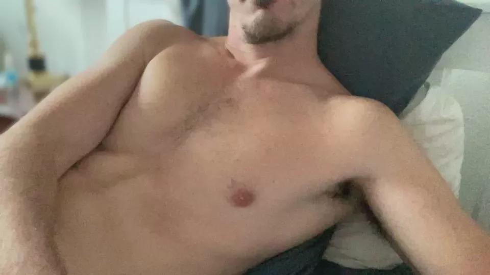 fefdrond from Cam4