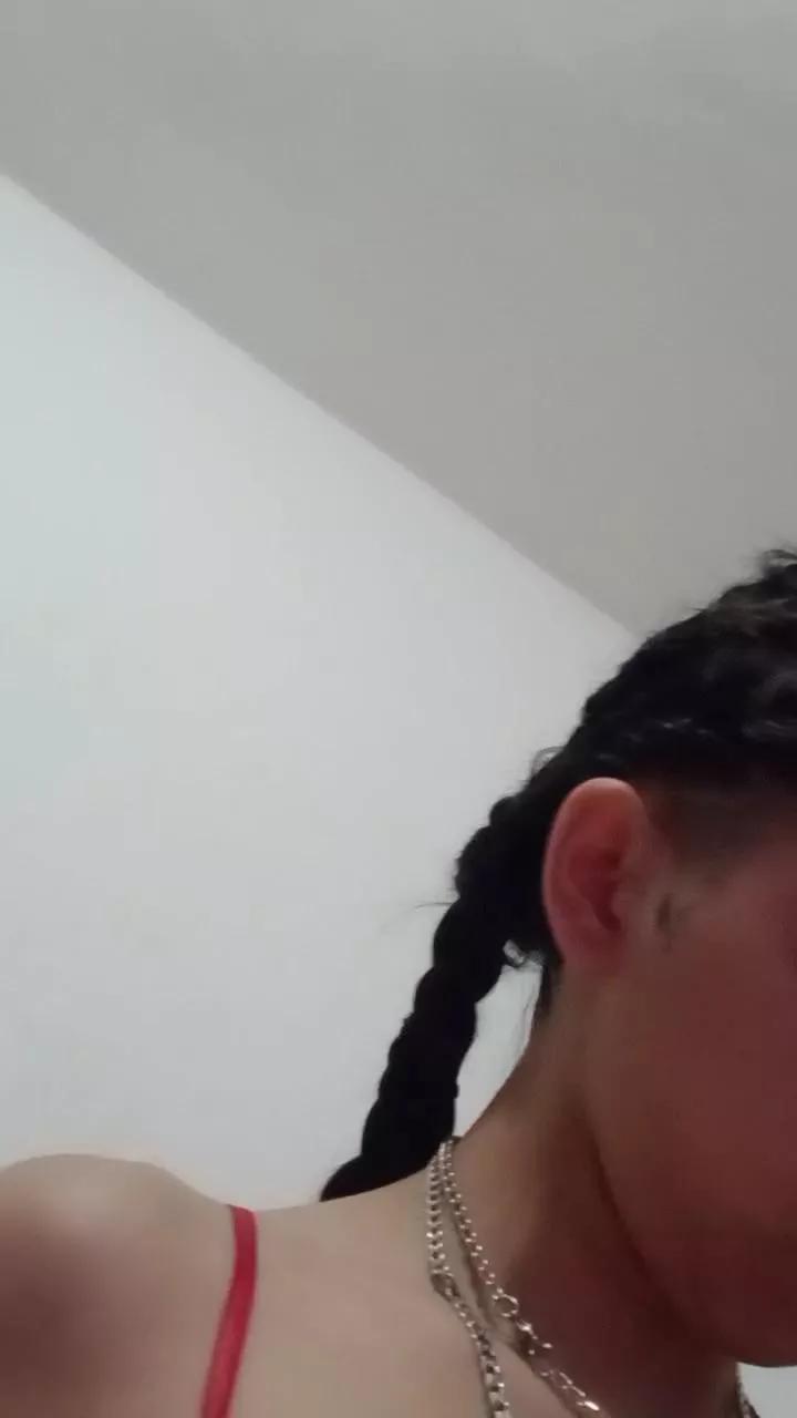 Finita from Cam4