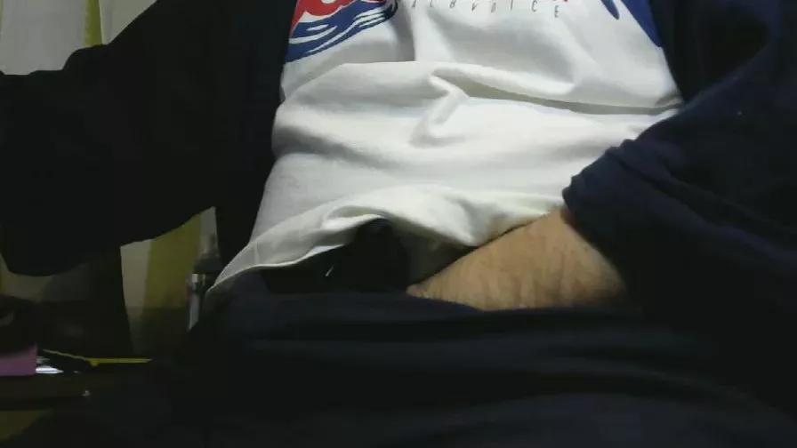 fluffbearr from Cam4
