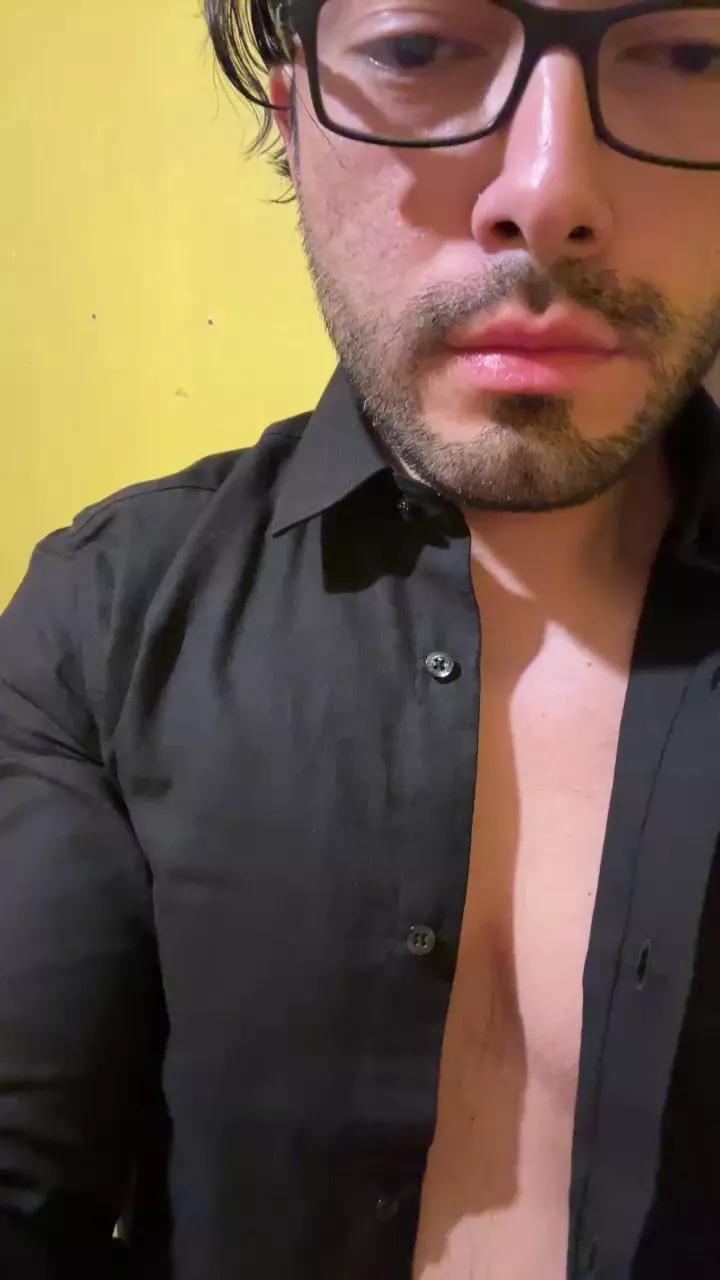 frrubrum from Cam4