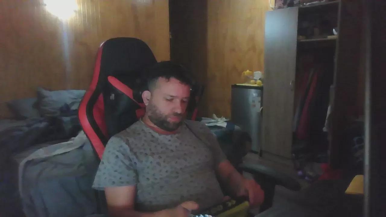 Giingz22 from Cam4