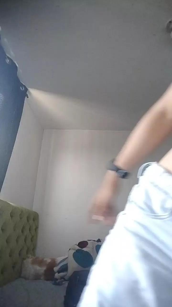 green_devin97 from Cam4