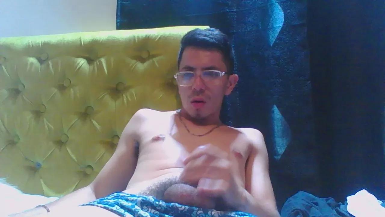 green_devin97 from Cam4