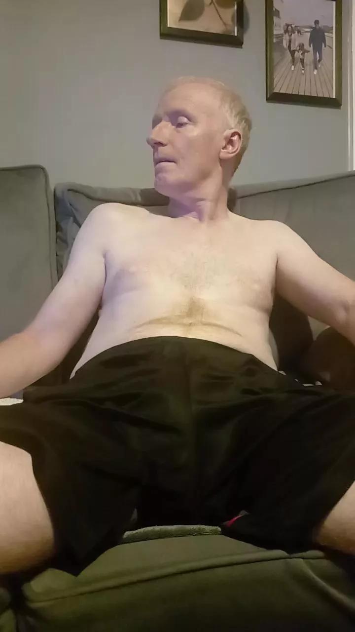 hammer694 from Cam4
