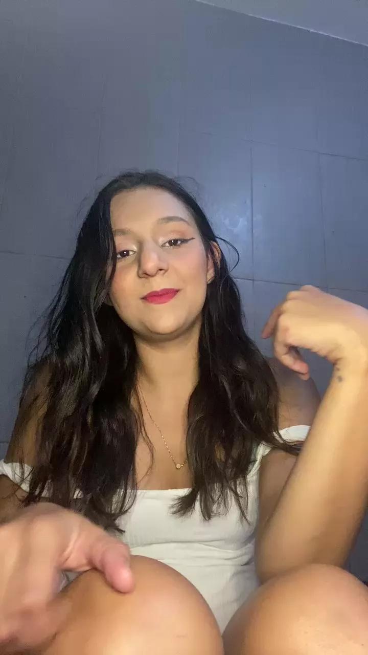 hottie_emma from Cam4