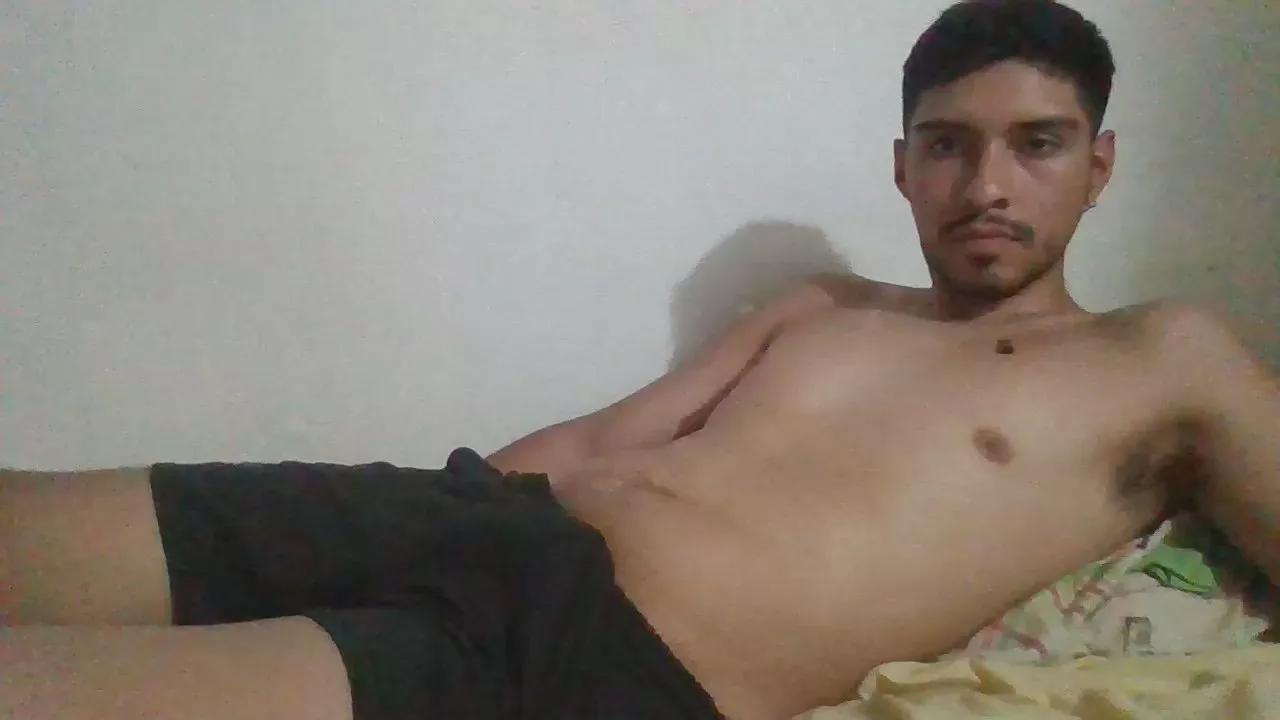 izzan from Cam4