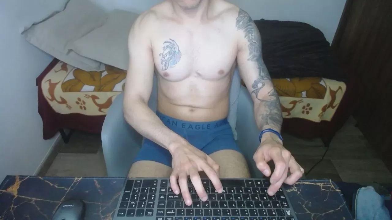 Lealboy from Cam4