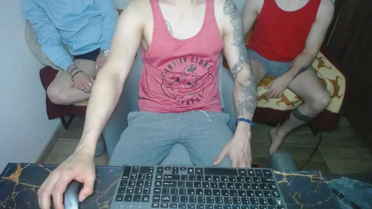 Lealboy from Cam4