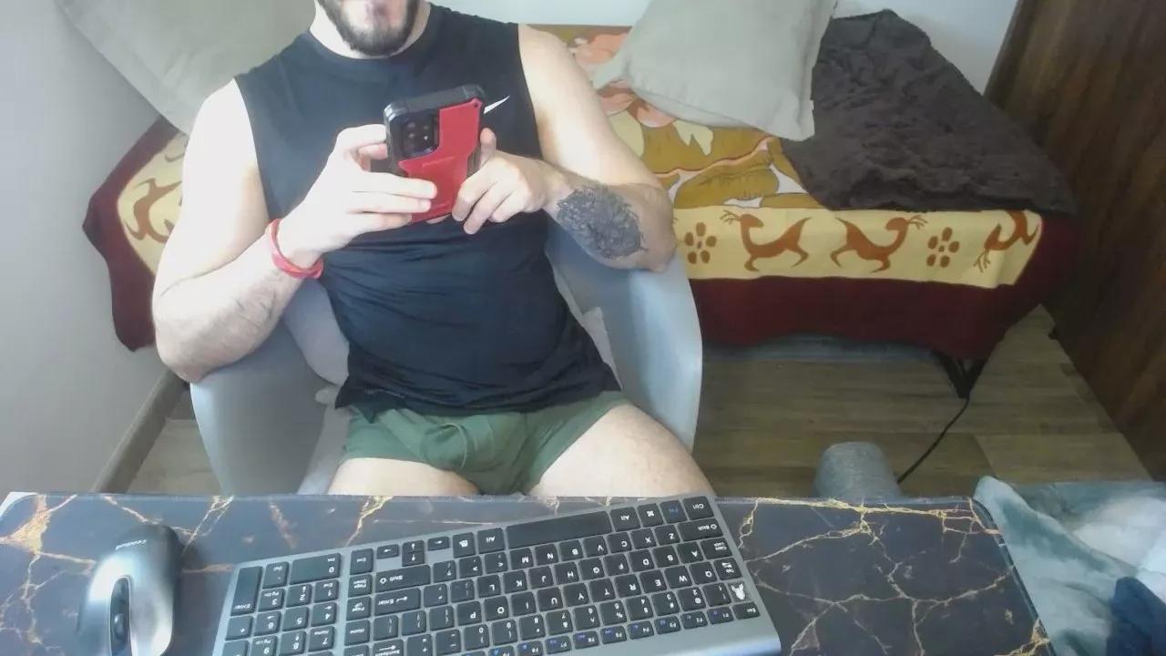 Lealboy from Cam4