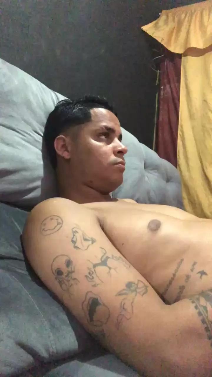 Lipinh0 from Cam4