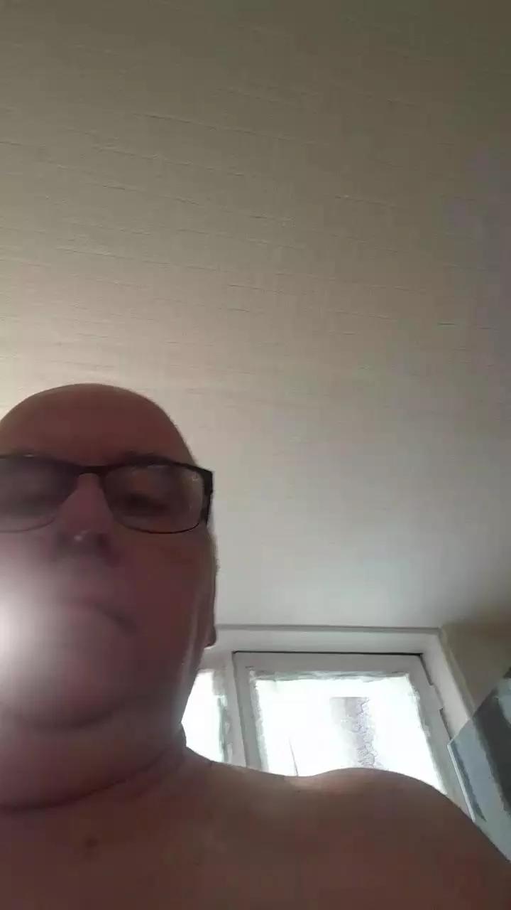 Loulou2x from Cam4