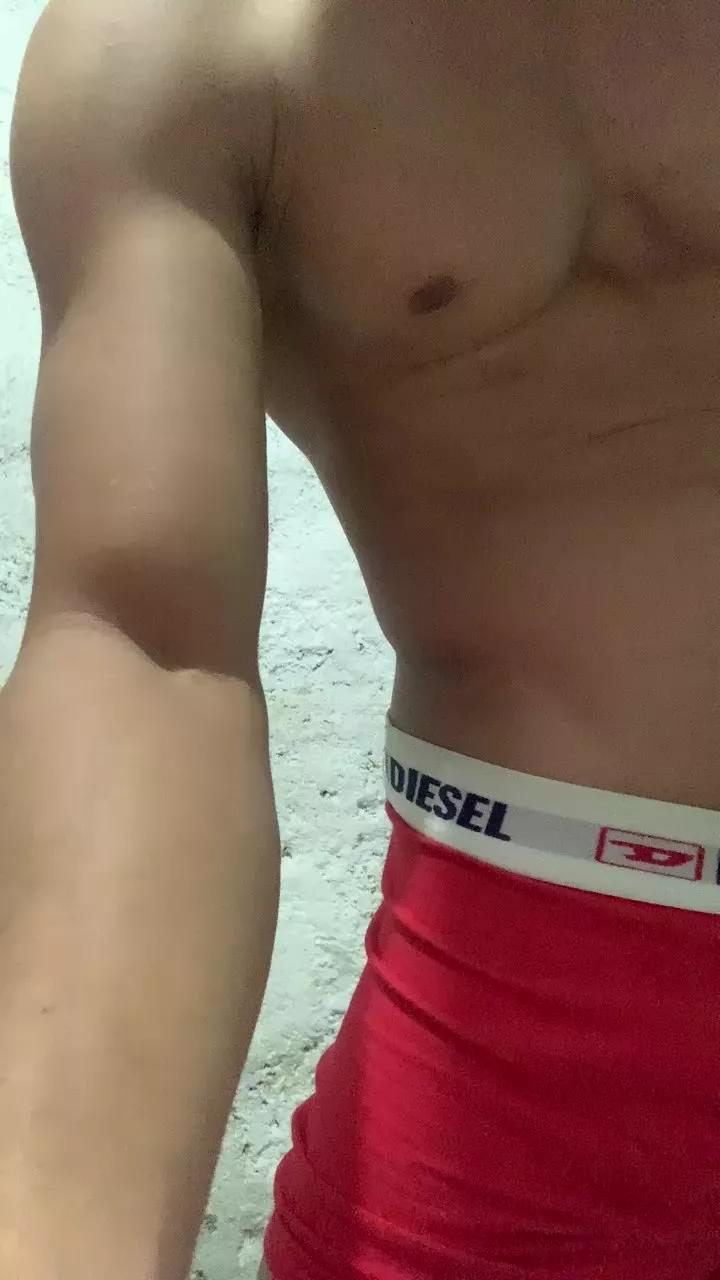 Moto_boy1997 from Cam4