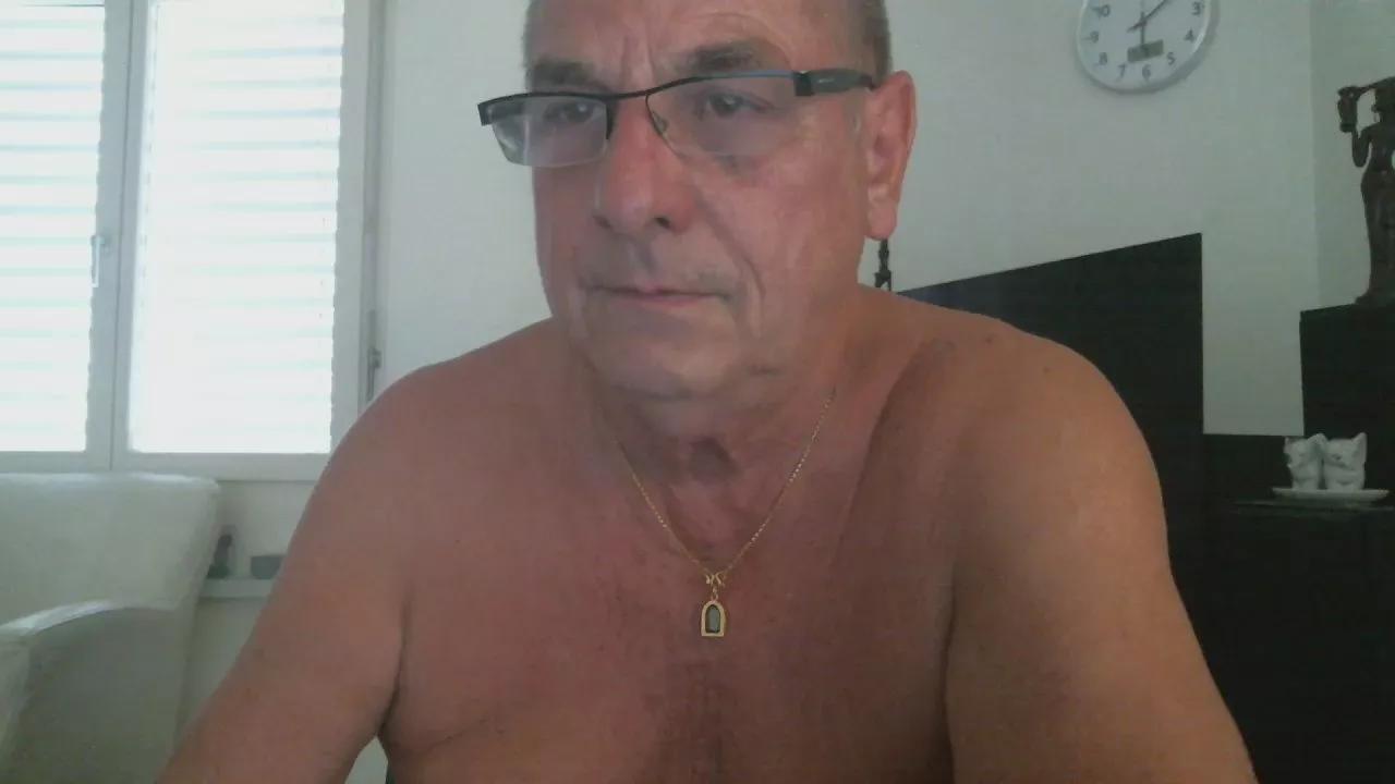 nikista from Cam4