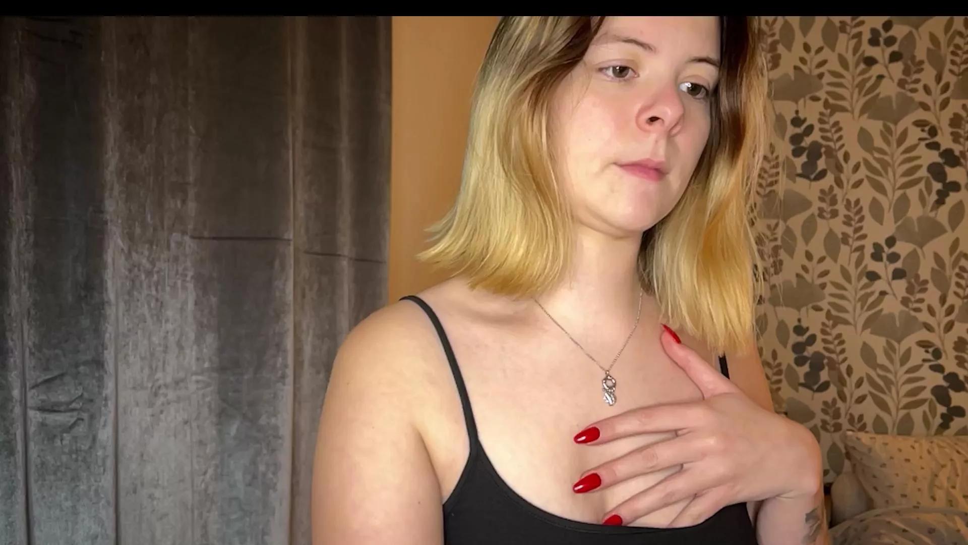 Nina_blain from Cam4