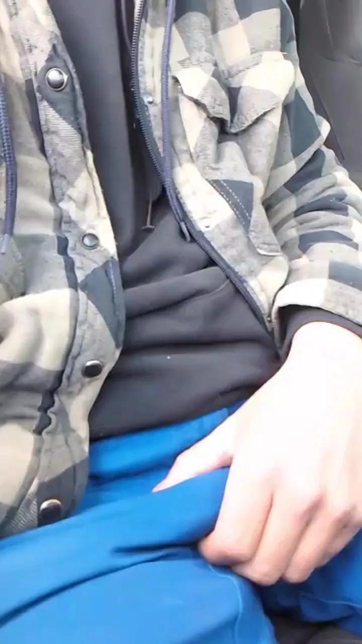 peggingboy87 from Cam4