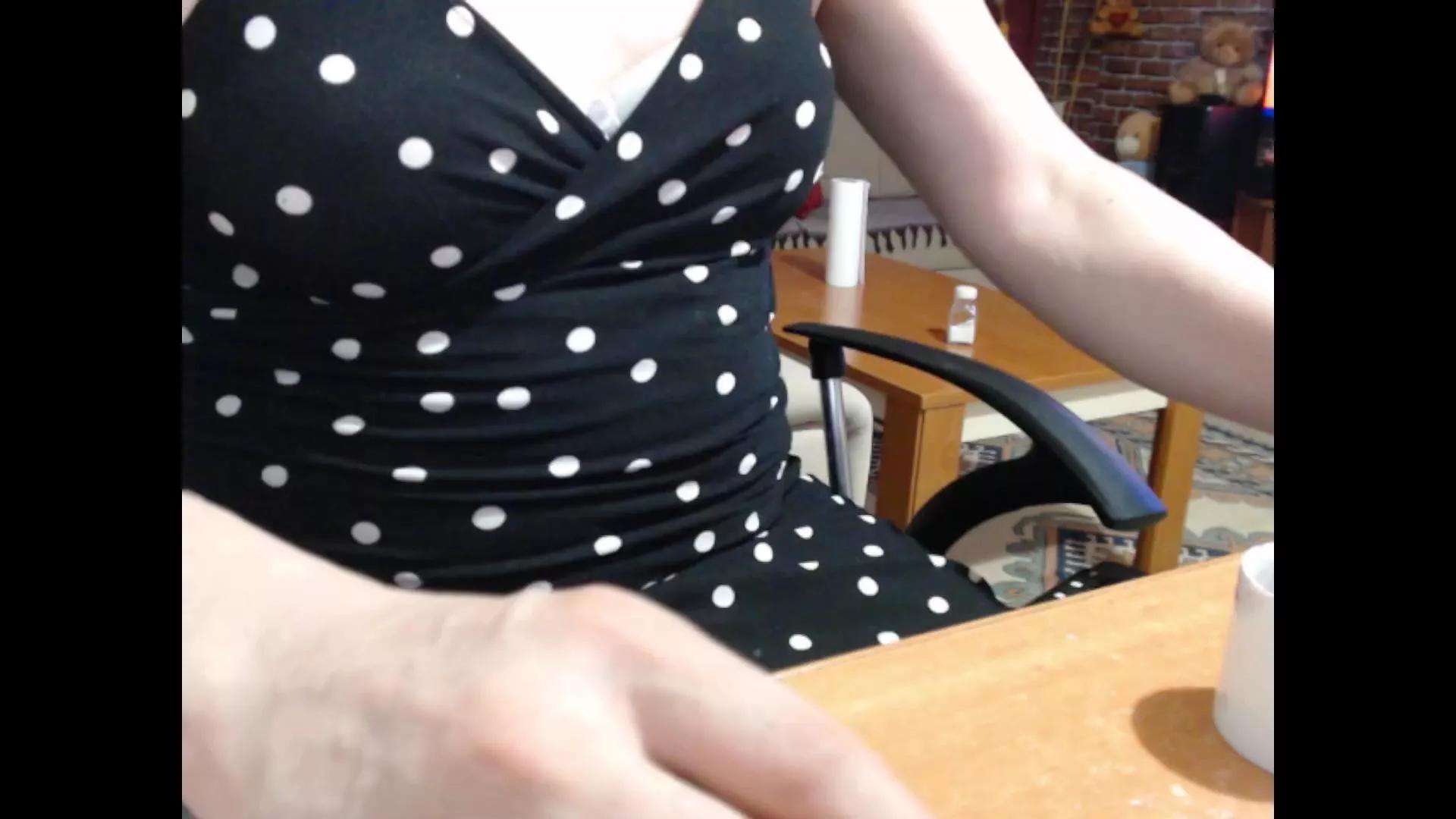 pollen_07 from Cam4