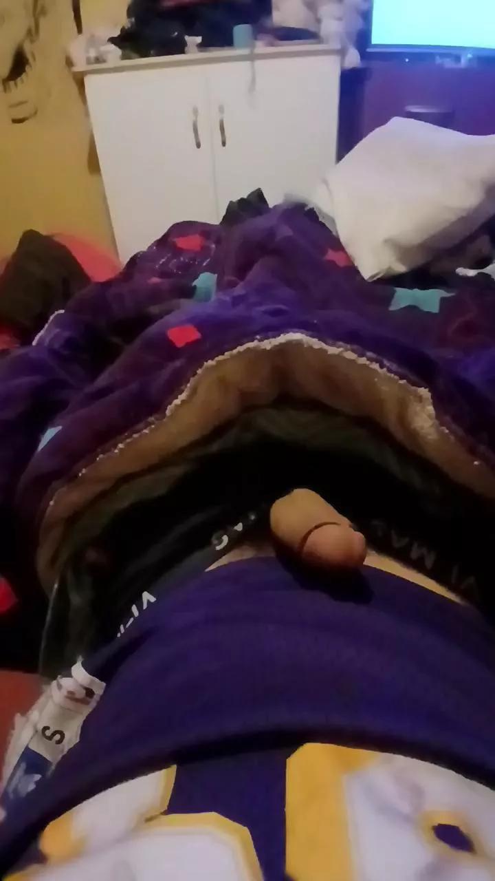 Rodrigo1986x from Cam4