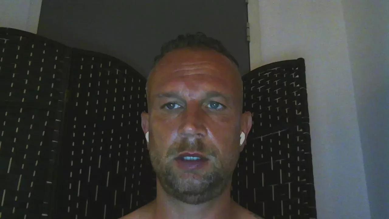Sense084 from Cam4