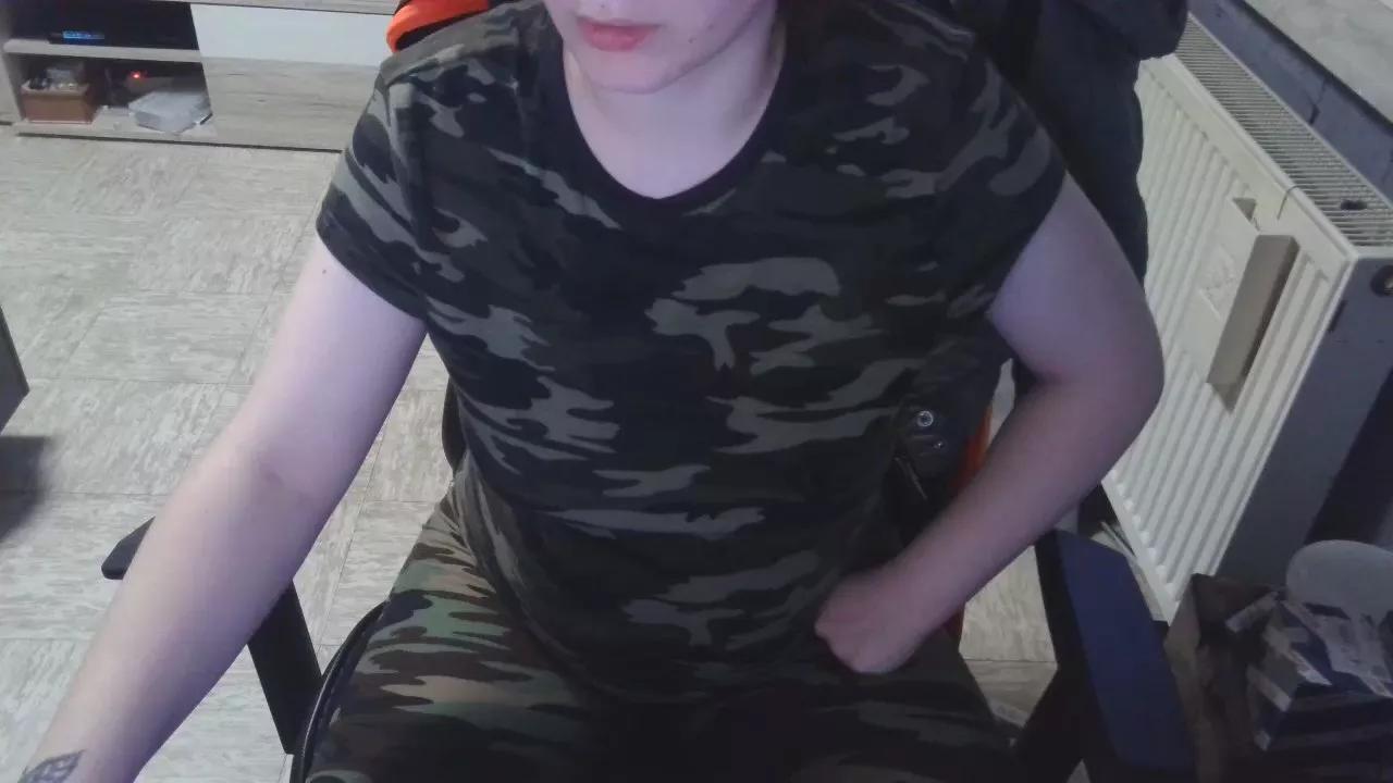 SexyBunny2002 on Cam4
